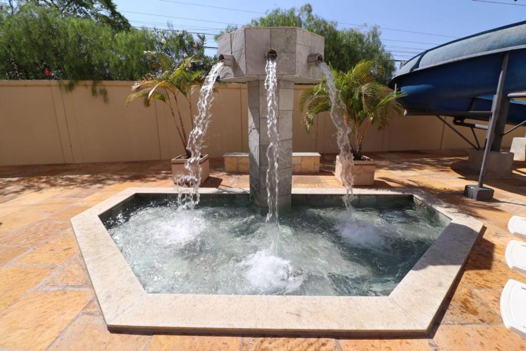 Villas Diroma, Ganhe Um Dia No Acqua Park, Splash E Slaide كلدس نوفاس المظهر الخارجي الصورة